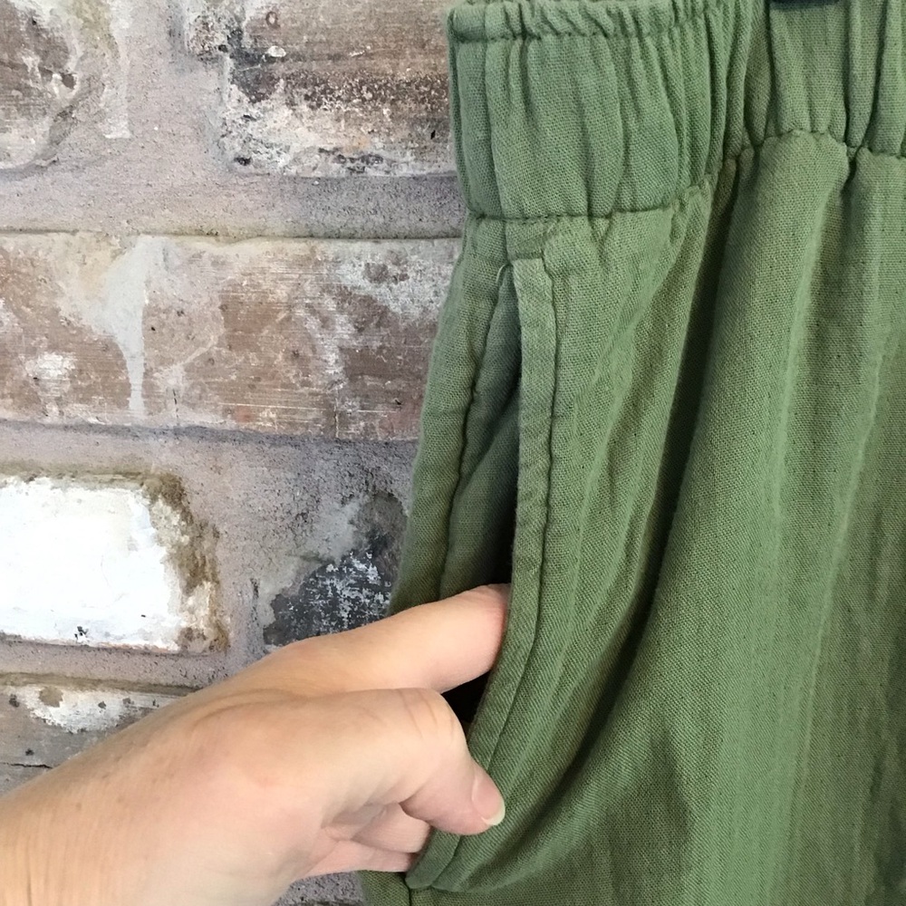 OLD NAVY Women's Olive Green High-Waisted Crinkle Gauze Super Wide-Leg Pants XL - Picture 5 of 6
